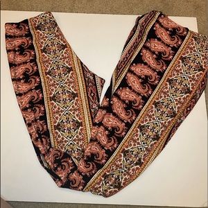 SOLD- Forever 21 fit and flare leggings